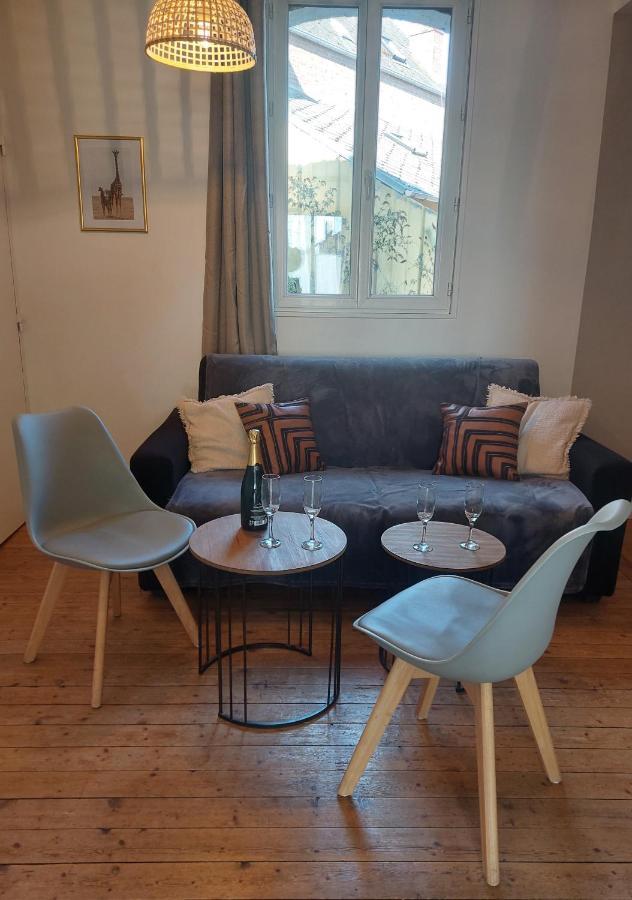 Les Belles Terrasses Dieppe ,3 Appartements , Le Vegetal De 1 A 8 Personnes , Le Tropical De 1 A 6 Personnes , Le Floral Avec Terrasse De 1 A 3 Personnes , Quartier Calme Au Stationnement Gratuit A Cote De L'Avenue Verte Exteriér fotografie