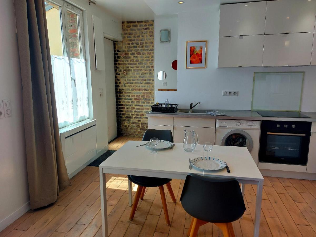 Les Belles Terrasses Dieppe ,3 Appartements , Le Vegetal De 1 A 8 Personnes , Le Tropical De 1 A 6 Personnes , Le Floral Avec Terrasse De 1 A 3 Personnes , Quartier Calme Au Stationnement Gratuit A Cote De L'Avenue Verte Exteriér fotografie